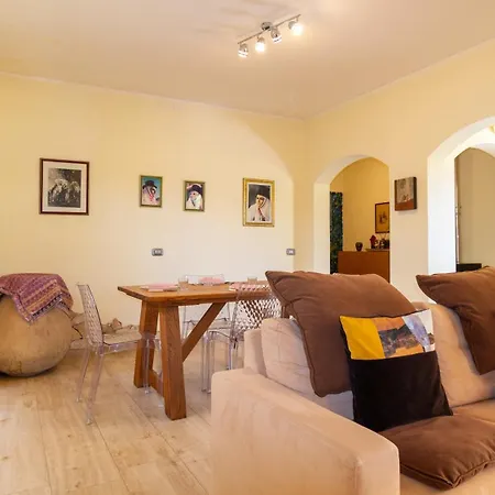 Residenza Sanna With Garden By Sardinianworld Lejlighed Nurachi